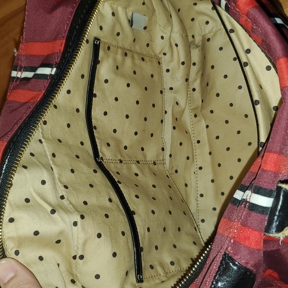 ♠️Stripped Kate Spade Bag♠️ - Picture 8 of 11